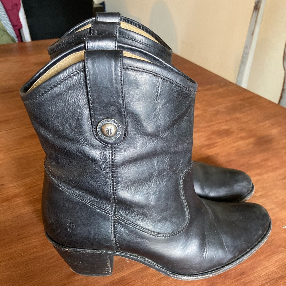 Frye Jackie Button Short Boots